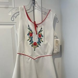 Vintage Quantum Sportswear‎ Women’s White Tennis Dress Sz 12 Flowers 60s/70s NWT